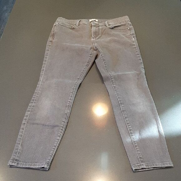 LOFT Gray Skinny Jeans - Picture 1 of 10